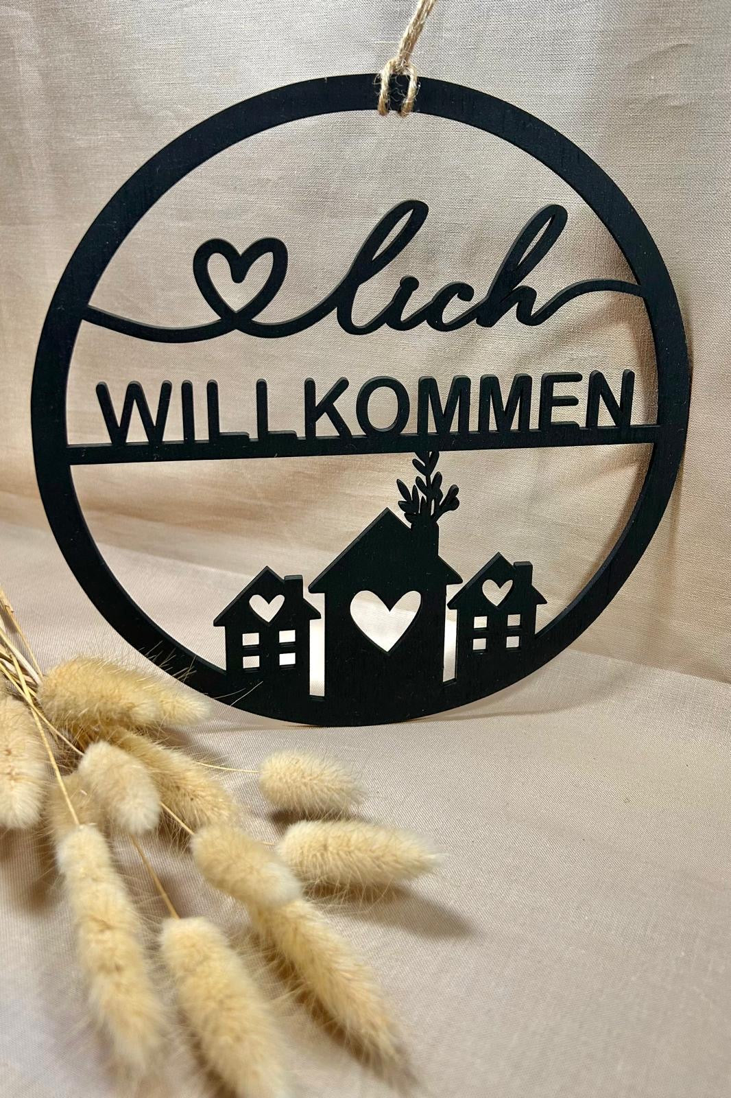 Holz-Loop Herzlich Willkommen – Wohnaccessoire aus Holz